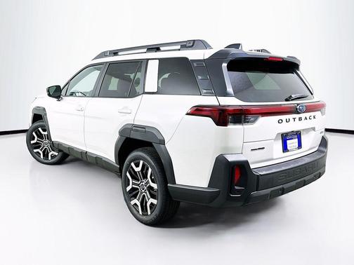 Crystal White Pearl 2026 Subaru Outback Touring XT