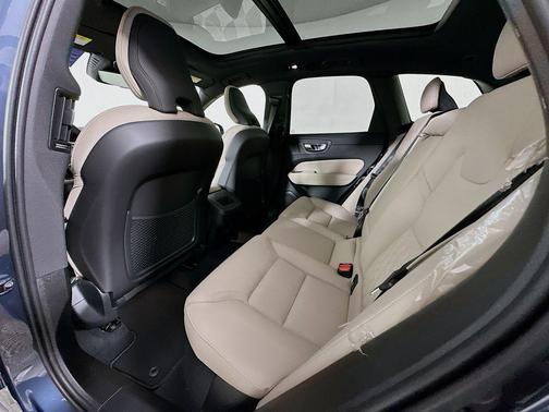 Denim Blue Metallic 2026 Volvo XC60 B5 Plus