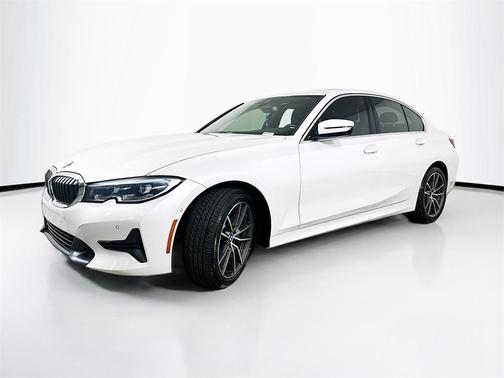 2020 BMW 330 i