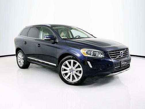 Magic Blue Metallic 2017 Volvo XC60 T5 Inscription