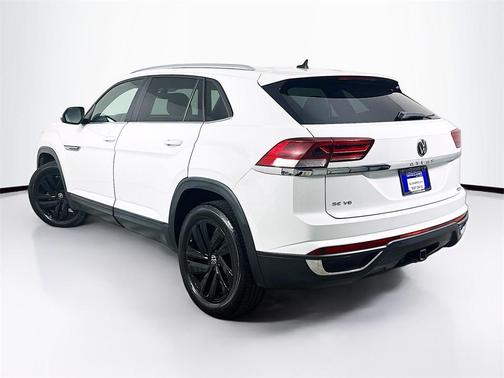 2022 Volkswagen Atlas Cross Sport 3.6L V6 SE w/Technology