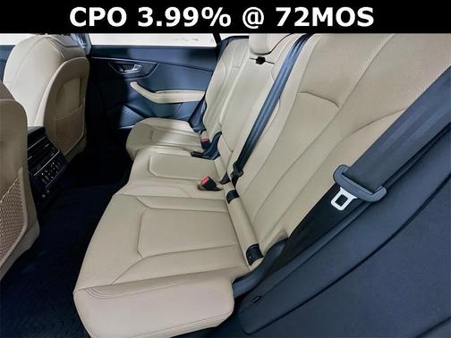 2025 Audi Q8 55 Premium