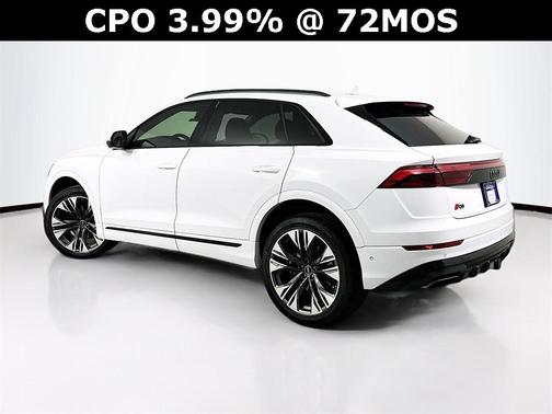 2025 Audi Q8 55 Premium