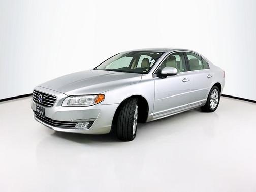 Bright Silver Metallic 2015 Volvo S80 T5