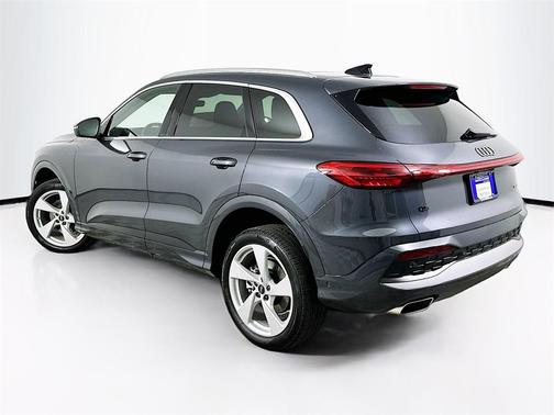 2025 Audi Q5 2.0T quattro Premium