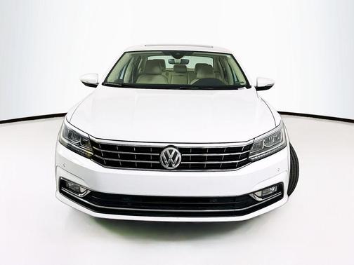 Pure White 2017 Volkswagen Passat 1.8T SEL Premium