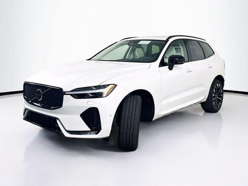 2026 Volvo XC60 B5 Ultra