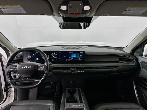 2024 Kia EV9 Light Short Range