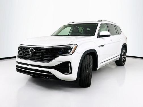 Opal White Pearl 2026 Volkswagen Atlas 2.0T SEL Premium R-Line