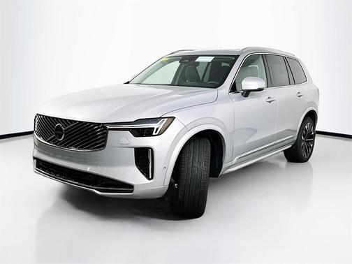 2025 Volvo XC90 B5 Plus
