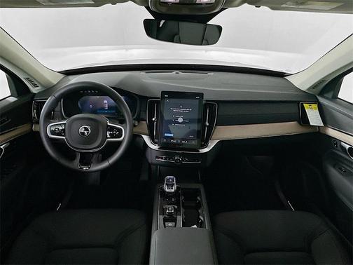 2026 Volvo XC90 B5 Plus 7-Seater