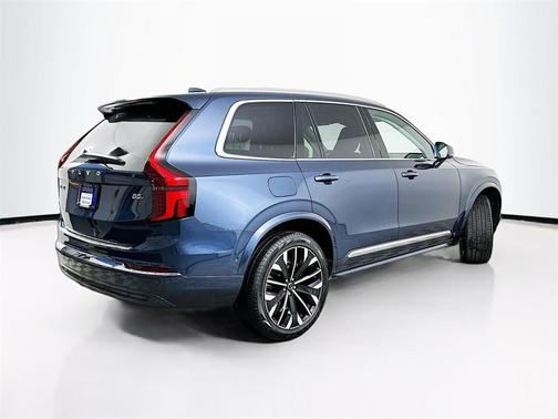 2026 Volvo XC90 B5 Plus 7-Seater