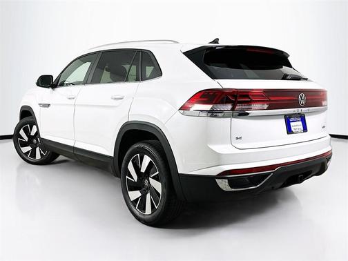 2026 Volkswagen Atlas Cross Sport 2.0T SE