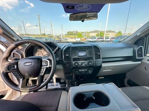 Oxford White 2018 Ford F-150 XL