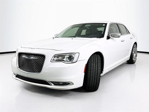 2020 Chrysler 300 Touring