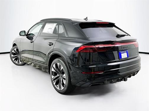 2026 Audi Q8 Premium Plus