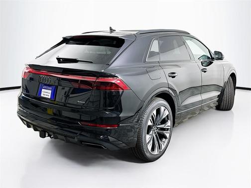 2026 Audi Q8 Premium Plus