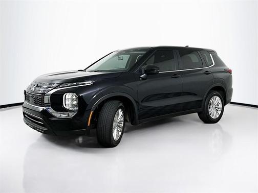 2024 Mitsubishi Outlander ES