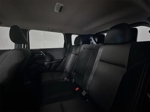 2024 Mitsubishi Outlander ES