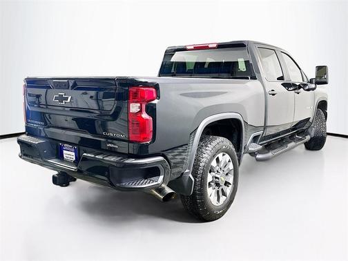 2025 Chevrolet Silverado 2500 Custom