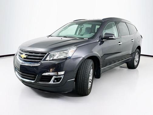 Tungsten Metallic 2017 Chevrolet Traverse 1LT