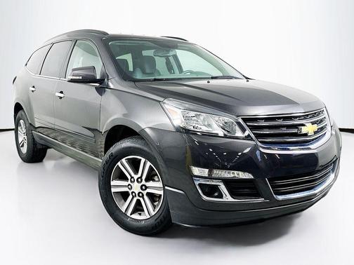 Tungsten Metallic 2017 Chevrolet Traverse 1LT