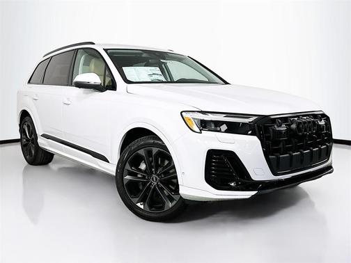 2025 Audi Q7 55 Premium Plus