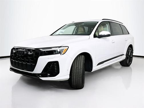 2025 Audi Q7 55 Premium Plus