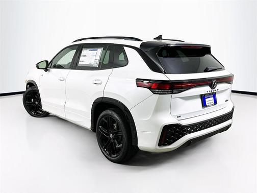 2025 Volkswagen Tiguan 2.0T SE R-Line Black