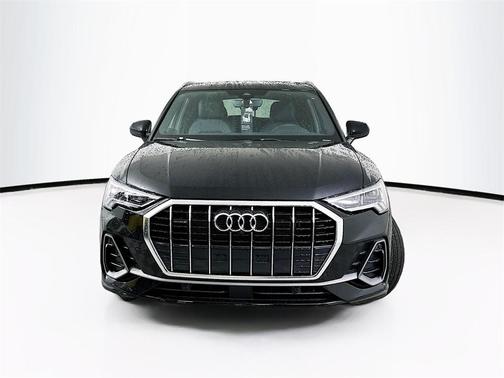 2025 Audi Q3 45 S line Premium