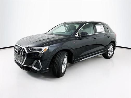 2025 Audi Q3 45 S line Premium