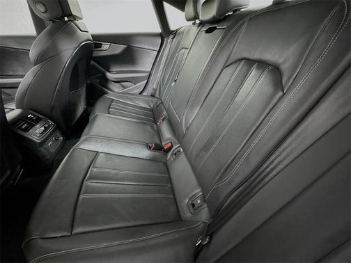 2023 Audi A5 45 S line Prestige