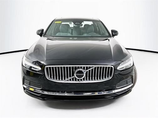 2024 Volvo S90 Recharge Plug-In Hybrid T8 Ultimate