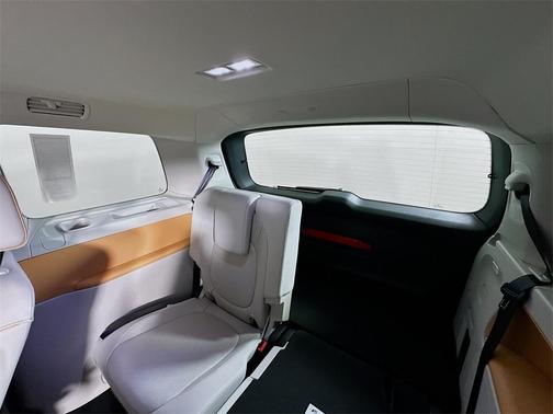 2025 Volkswagen ID. Buzz Pro S Plus