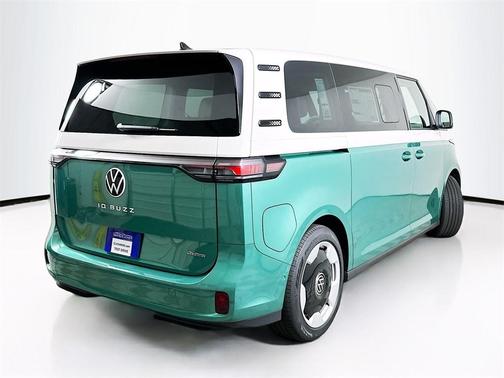 2025 Volkswagen ID. Buzz Pro S Plus