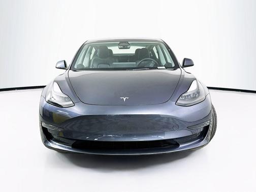 Midnight Silver Metallic 2023 Tesla Model 3 Base