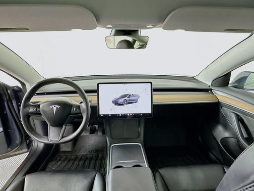 Midnight Silver Metallic 2023 Tesla Model 3 Base