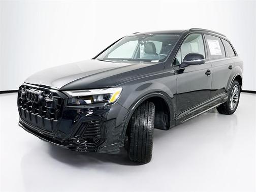 2026 Audi Q7 45 Premium