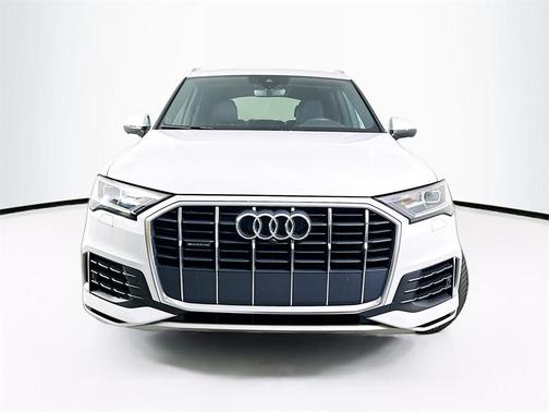 2021 Audi Q7 55 Premium