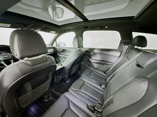 2021 Audi Q7 55 Premium