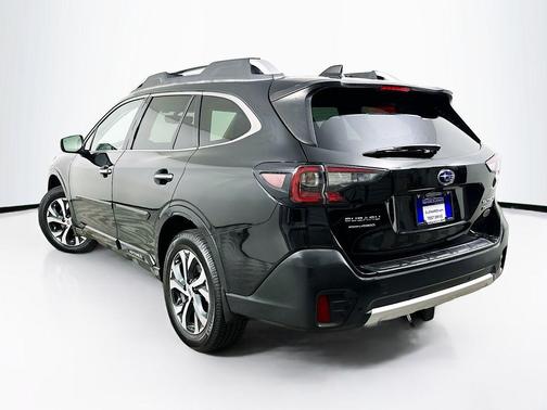 Crystal Black Silica 2021 Subaru Outback Touring XT