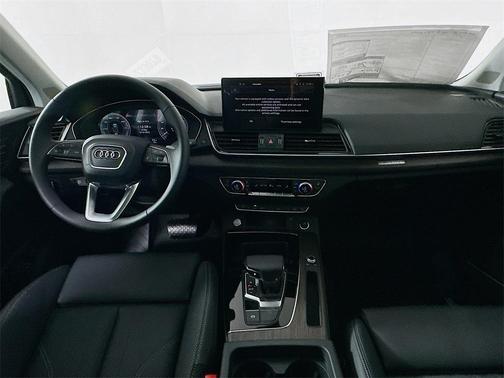 2025 Audi Q5 55 S line quattro Premium