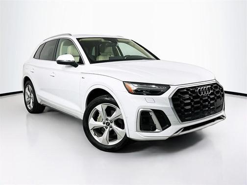 2023 Audi Q5 45 S line Prestige