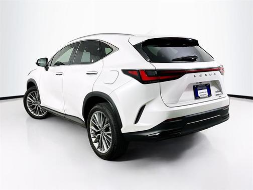 2022 Lexus NX 350h Premium