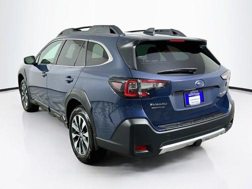 Cosmic Blue Pearl 2025 Subaru Outback Limited