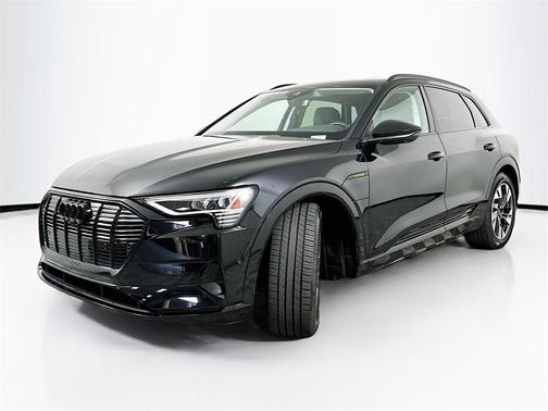 2023 Audi e-tron Premium