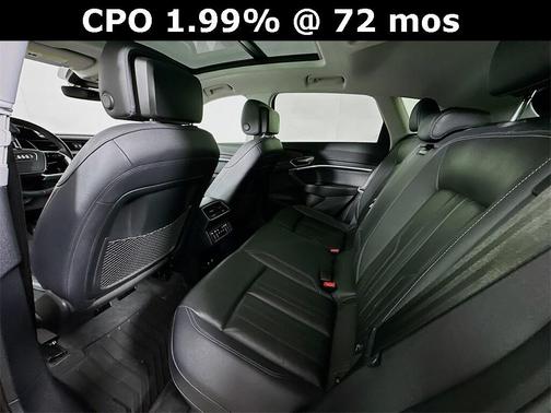 2023 Audi e-tron Premium