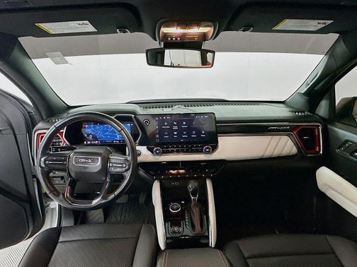2024 GMC Canyon AT4X