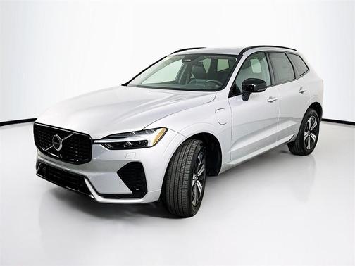 2025 Volvo XC60 Plug-In Hybrid T8 Core
