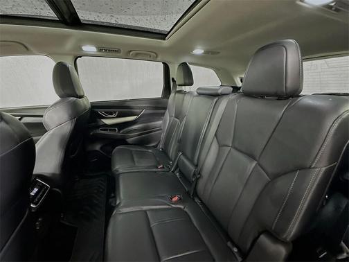 2022 Subaru Ascent Limited 8-Passenger